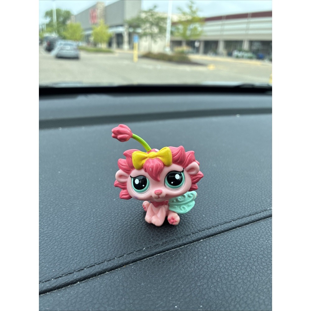 Littlest Pet Shop Rose Fairy Lion #2658 Pink Yellow Blue Eyes LPS G4 Authentic